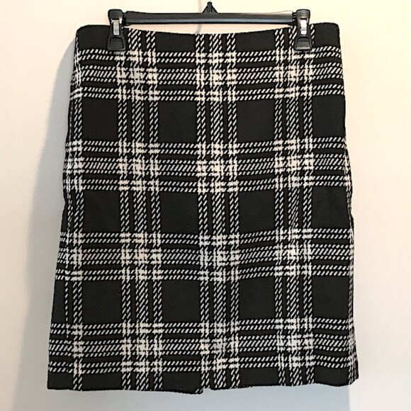 Talbots - Classic black & white plaid wool 21 inch pencil skirt, size 10p - Picture 1 of 8